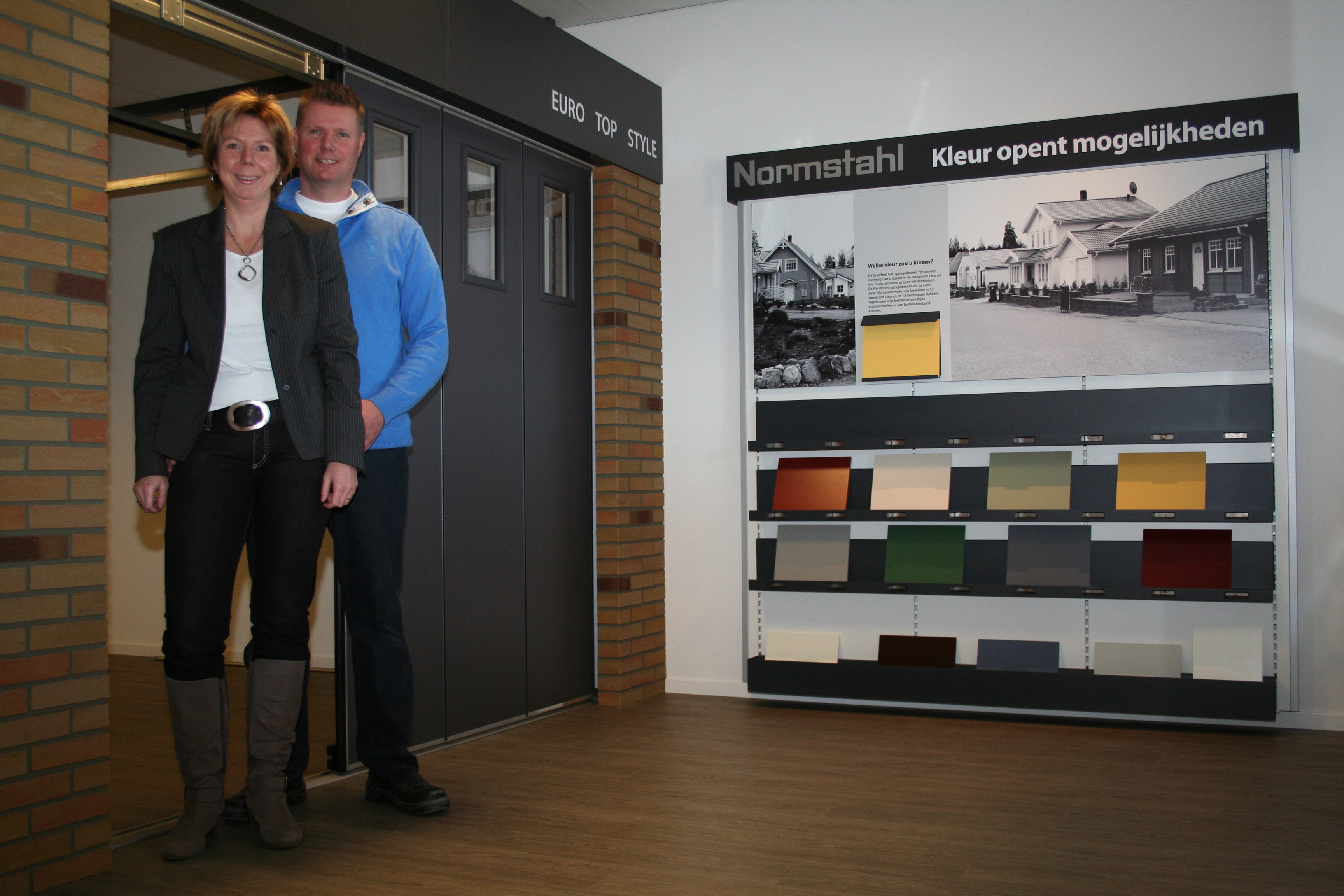 Foto-showroom-over ons-Van IJperen Garagedeuren